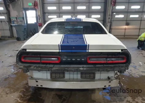 2016 Dodge Challenger Sxt Plus z USA, uszkodzony, nr VIN 2C3CDZAG3GH254376